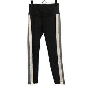 𝅺NWOT Reebok Women’s Performance High Waist 7/8